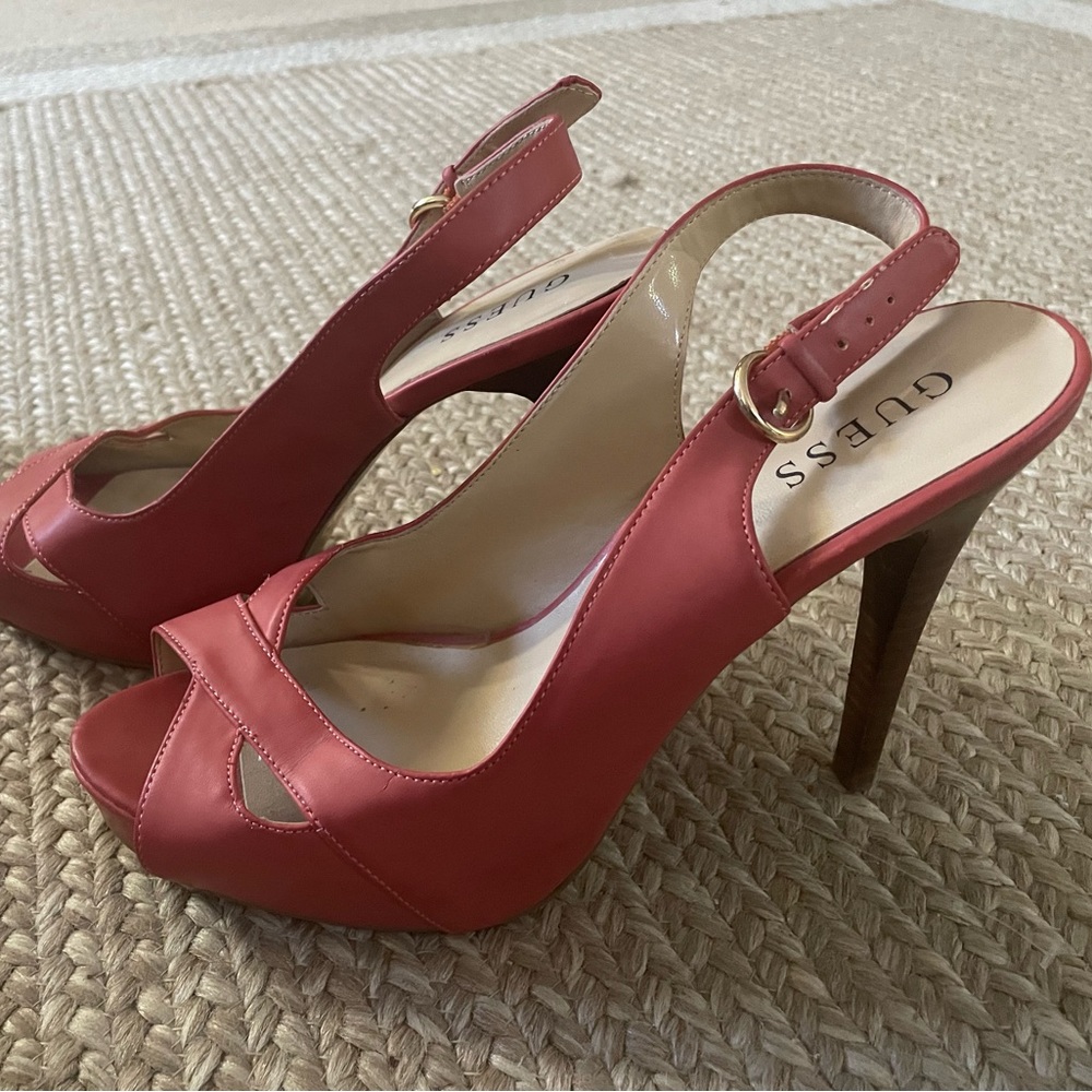 Guess heels size 10m